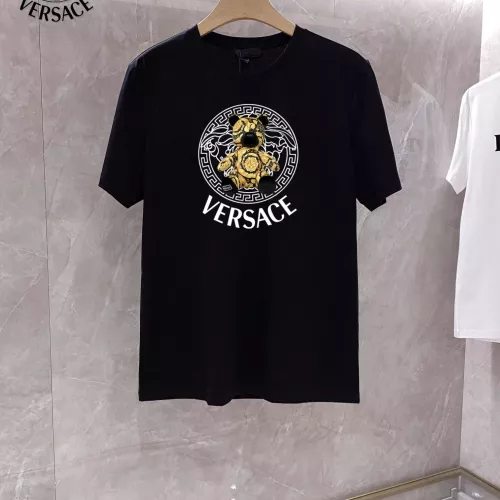 Wholesale Versace T-Shirts Short Sleeved For Unisex #1353648 $25.00 USD, Wholesale Quality Replica Versace T-Shirts