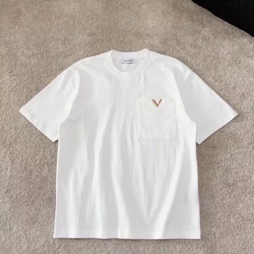Wholesale Valentino T-Shirts Short Sleeved For Unisex #1354311 $52.00 USD, Wholesale Quality Replica Valentino T-Shirts