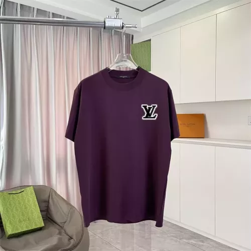Replica Louis Vuitton LV T-Shirts Short Sleeved For Unisex #1354940 $42.00 USD for Wholesale