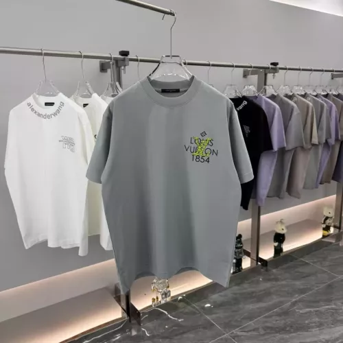 Wholesale Louis Vuitton LV T-Shirts Short Sleeved For Unisex #1355145 $42.00 USD, Wholesale Quality Replica Louis Vuitton LV T-Shirts