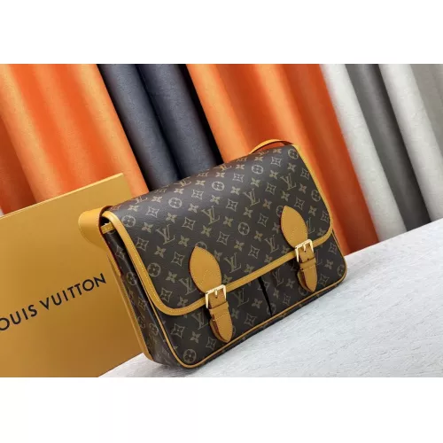 Replica Louis Vuitton AAA Quality Messenger Bags For Unisex #1357373 $76.00 USD for Wholesale