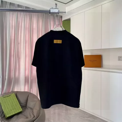 Replica Louis Vuitton LV T-Shirts Short Sleeved For Unisex #1358843 $42.00 USD for Wholesale