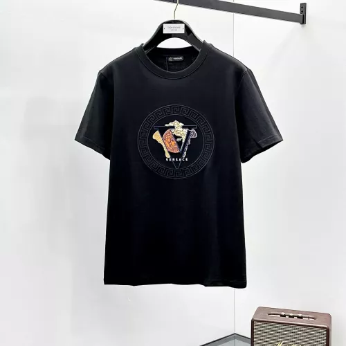 Wholesale Versace T-Shirts Short Sleeved For Unisex #1359274 $64.00 USD, Wholesale Quality Replica Versace T-Shirts