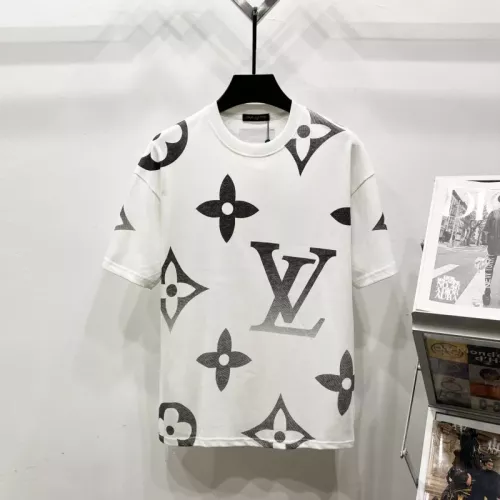 Wholesale Louis Vuitton LV T-Shirts Short Sleeved For Unisex #1361892 $40.00 USD, Wholesale Quality Replica Louis Vuitton LV T-Shirts