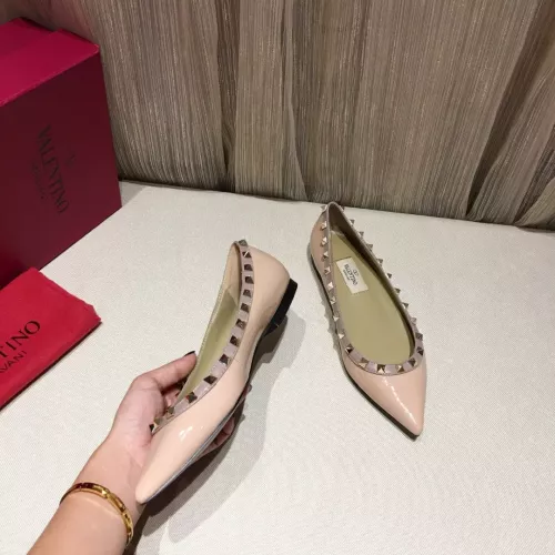 Wholesale Valentino Flat Shoes For Women #1362304 $92.00 USD, Wholesale Quality Replica Valentino Flat Shoes