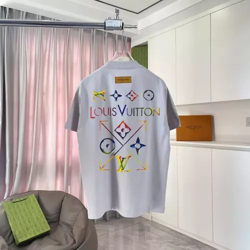Replica Louis Vuitton LV T-Shirts Short Sleeved For Unisex #1365403 $42.00 USD for Wholesale