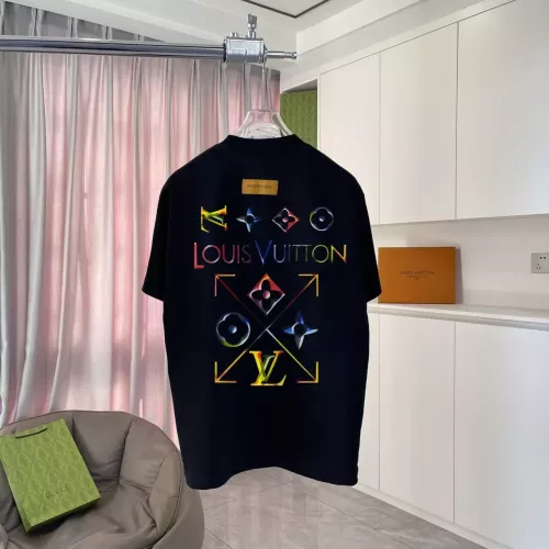 Replica Louis Vuitton LV T-Shirts Short Sleeved For Unisex #1365407 $42.00 USD for Wholesale