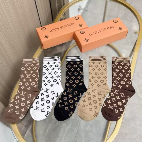 Wholesale Louis Vuitton LV Socks #1365584 $27.00 USD, Wholesale Quality Replica Louis Vuitton LV Socks