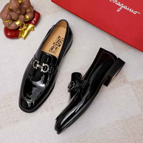 Wholesale Salvatore Ferragamo Leather Shoes For Men #1367846 $85.00 USD, Wholesale Quality Replica Salvatore Ferragamo Leather Shoes