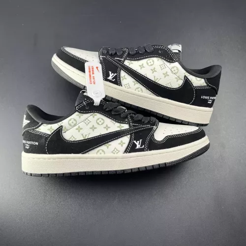 Wholesale Nike SB Dunk-Low For Women #1367951 $92.00 USD, Wholesale Quality Replica Nike SB Dunk-Low