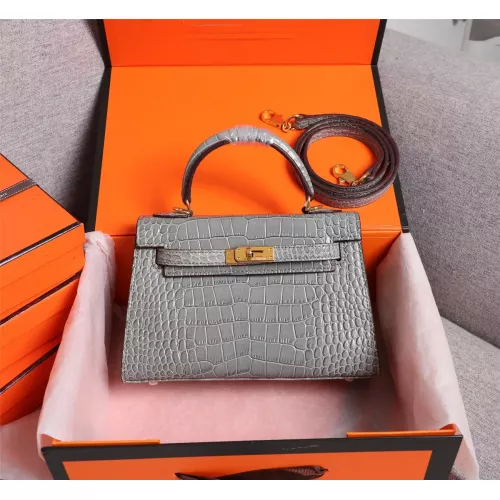 Wholesale Hermes AAA Quality Handbags #1368514 $92.00 USD, Wholesale Quality Replica Hermes AAA Quality Handbags