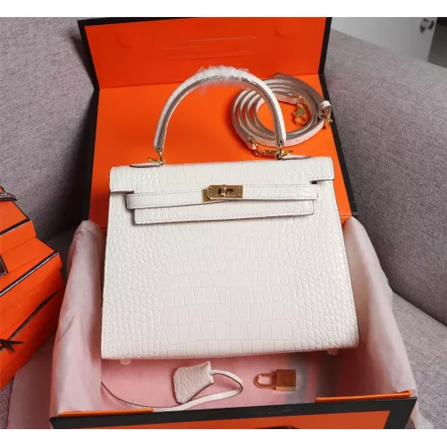 Wholesale Hermes AAA Quality Handbags #1368519 $98.00 USD, Wholesale Quality Replica Hermes AAA Quality Handbags