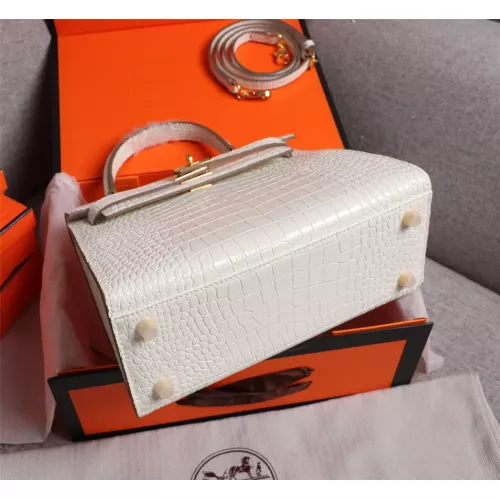 Replica Hermes AAA Quality Handbags #1368519 $98.00 USD for Wholesale