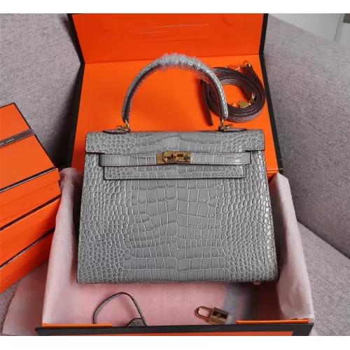 Wholesale Hermes AAA Quality Handbags #1368520 $98.00 USD, Wholesale Quality Replica Hermes AAA Quality Handbags