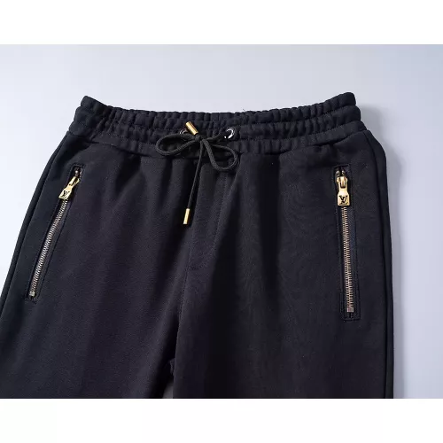 Replica Louis Vuitton LV Tracksuits Long Sleeved For Men #1370106 $72.00 USD for Wholesale