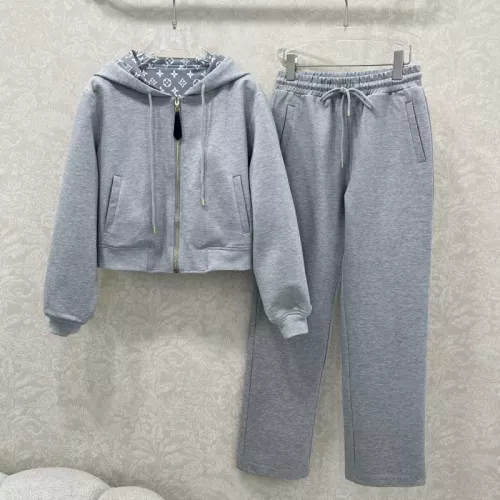 Wholesale Louis Vuitton LV Tracksuits Long Sleeved For Women #1370176 $162.00 USD, Wholesale Quality Replica Louis Vuitton LV Tracksuits