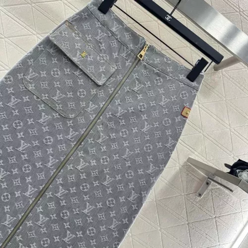Replica Louis Vuitton LV Tracksuits Long Sleeved For Women #1370367 $105.00 USD for Wholesale