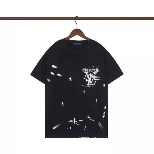 Replica Louis Vuitton LV T-Shirts Short Sleeved For Unisex #1370947 $32.00 USD for Wholesale