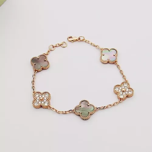 Wholesale Van Cleef &amp; Arpels Bracelets For Women #1371288 $29.00 USD, Wholesale Quality Replica Van Cleef &amp; Arpels Bracelets
