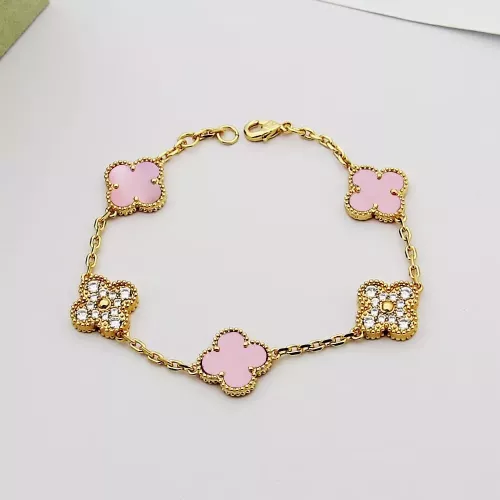 Wholesale Van Cleef &amp; Arpels Bracelets For Women #1371304 $29.00 USD, Wholesale Quality Replica Van Cleef &amp; Arpels Bracelets