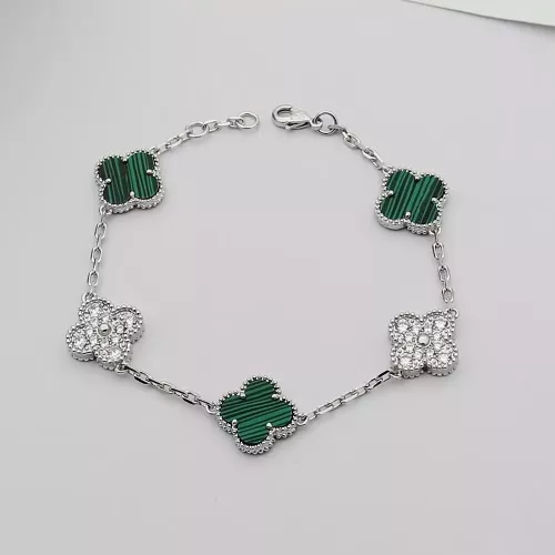 Wholesale Van Cleef &amp; Arpels Bracelets For Women #1371314 $29.00 USD, Wholesale Quality Replica Van Cleef &amp; Arpels Bracelets