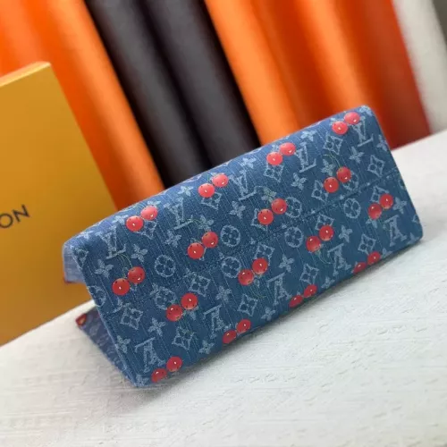 Replica Louis Vuitton AAA Quality Handbags For Women #1371366 $82.00 USD for Wholesale