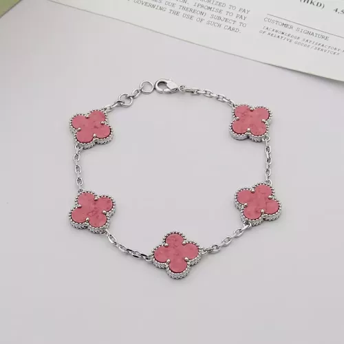 Wholesale Van Cleef &amp; Arpels Bracelets For Women #1371373 $29.00 USD, Wholesale Quality Replica Van Cleef &amp; Arpels Bracelets