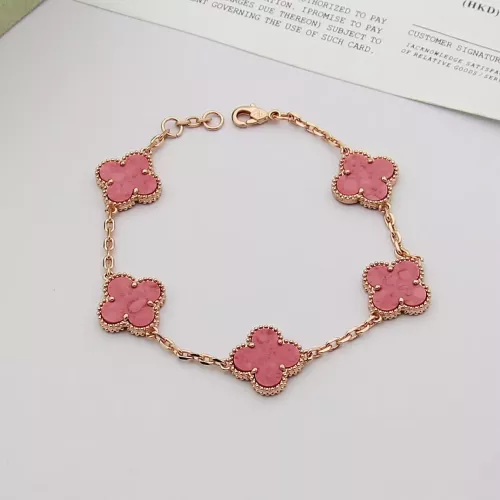 Wholesale Van Cleef &amp; Arpels Bracelets For Women #1371374 $29.00 USD, Wholesale Quality Replica Van Cleef &amp; Arpels Bracelets