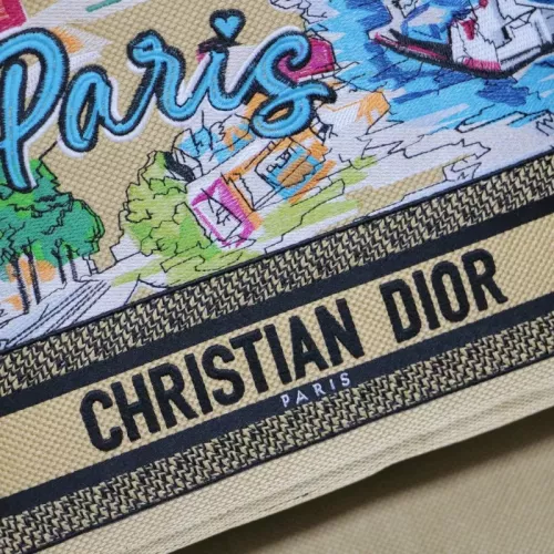 Replica Christian Dior AAA Quality Handbags For Women #1372540 $102.00 USD for Wholesale