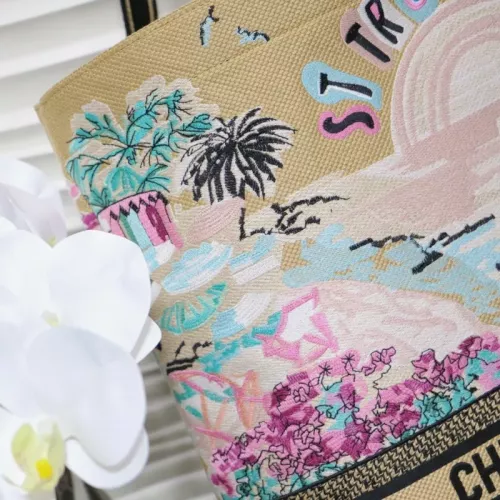 Replica Christian Dior AAA Quality Handbags For Women #1372544 $102.00 USD for Wholesale