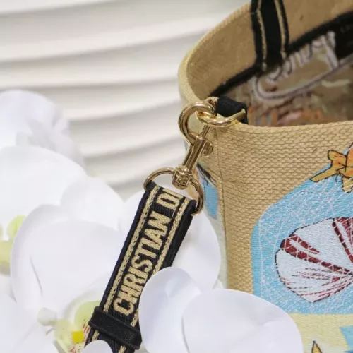 Replica Christian Dior AAA Quality Handbags For Women #1372550 $102.00 USD for Wholesale