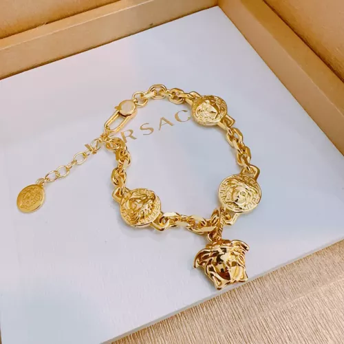Wholesale Versace Bracelets #1372893 $42.00 USD, Wholesale Quality Replica Versace Bracelets