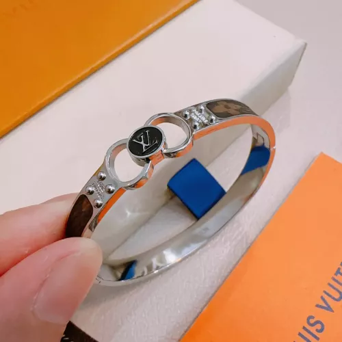 Replica Louis Vuitton LV Bracelets #1372919 $38.00 USD for Wholesale