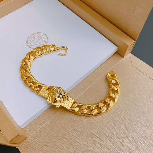 Wholesale Versace Bracelets For Unisex #1373763 $76.00 USD, Wholesale Quality Replica Versace Bracelets