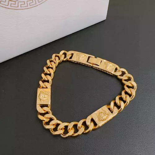 Wholesale Versace Bracelets For Unisex #1373781 $80.00 USD, Wholesale Quality Replica Versace Bracelets