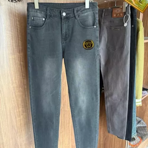 Replica Versace Jeans For Men #1376346 $48.00 USD for Wholesale