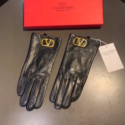 Wholesale Valentino Gloves For Women #1379169 $64.00 USD, Wholesale Quality Replica Valentino Gloves