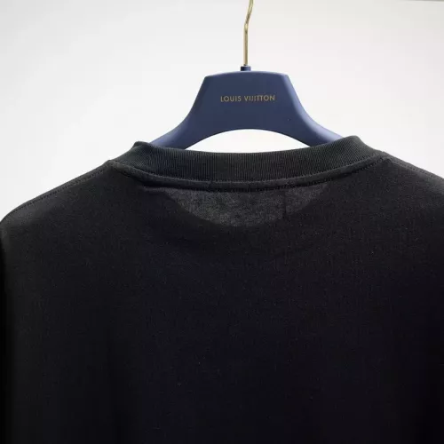 Replica Louis Vuitton LV T-Shirts Short Sleeved For Unisex #1379593 $45.00 USD for Wholesale
