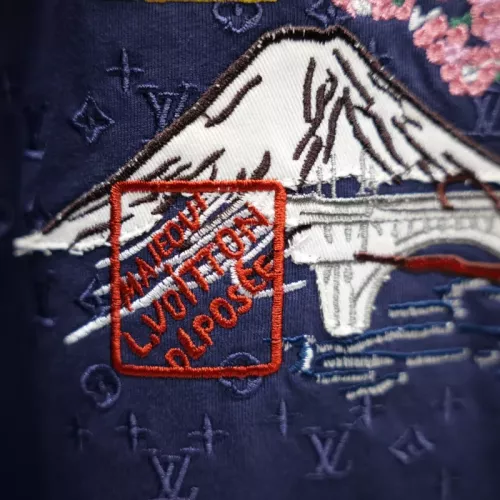 Replica Louis Vuitton LV T-Shirts Short Sleeved For Unisex #1379598 $56.00 USD for Wholesale