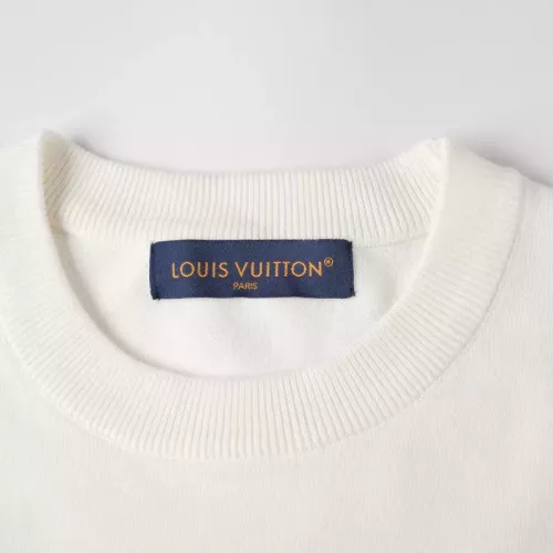 Replica Louis Vuitton LV T-Shirts Short Sleeved For Unisex #1379602 $60.00 USD for Wholesale