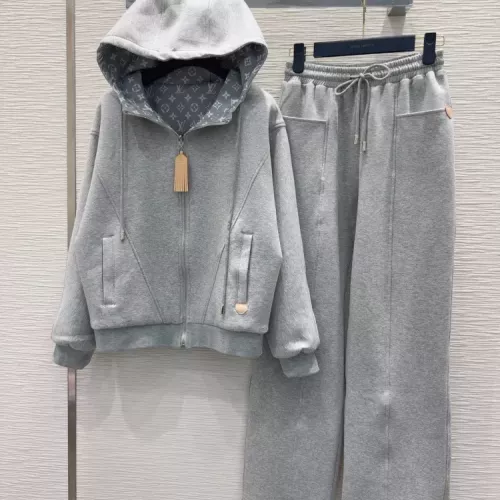 Wholesale Louis Vuitton LV Tracksuits Long Sleeved For Women #1380302 $102.00 USD, Wholesale Quality Replica Louis Vuitton LV Tracksuits
