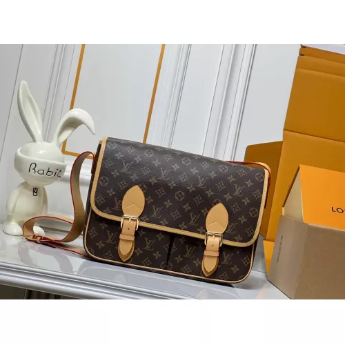 Wholesale Louis Vuitton AAA Quality Messenger Bags For Unisex #1384307 $72.00 USD, Wholesale Quality Replica Louis Vuitton AAA Quality Messenger Bags