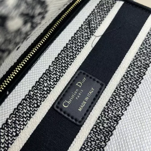 Replica Christian Dior AAA Quality Handbags For Women #1387346 $105.00 USD for Wholesale