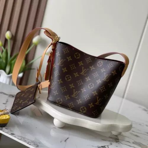 Wholesale Louis Vuitton AAA Quality Messenger Bags For Women #1387693 $172.00 USD, Wholesale Quality Replica Louis Vuitton AAA Quality Messenger Bags