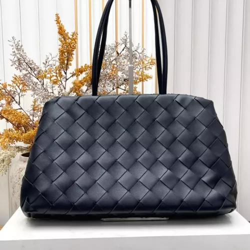 Wholesale Bottega Veneta BV AAA Quality Shoulder Bags For Women #1387937 $108.00 USD, Wholesale Quality Replica Bottega Veneta BV AAA Quality Shoulder Bags