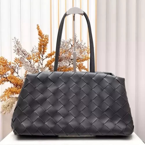 Wholesale Bottega Veneta BV AAA Quality Shoulder Bags For Women #1387938 $108.00 USD, Wholesale Quality Replica Bottega Veneta BV AAA Quality Shoulder Bags