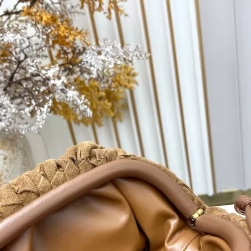 Replica Bottega Veneta BV AAA Quality Messenger Bags For Women #1388013 $100.00 USD for Wholesale