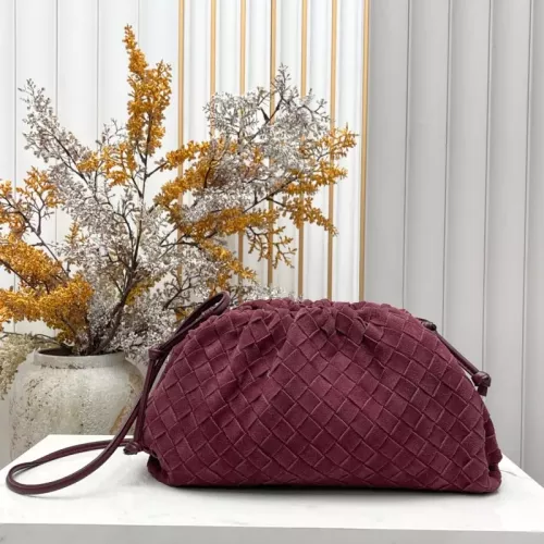 Wholesale Bottega Veneta BV AAA Quality Messenger Bags For Women #1388020 $112.00 USD, Wholesale Quality Replica Bottega Veneta BV AAA Quality Messenger Bags