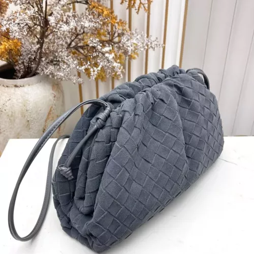 Replica Bottega Veneta BV AAA Quality Messenger Bags For Women #1388023 $112.00 USD for Wholesale