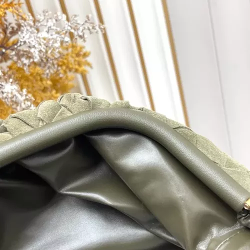 Replica Bottega Veneta BV AAA Quality Messenger Bags For Women #1388026 $112.00 USD for Wholesale